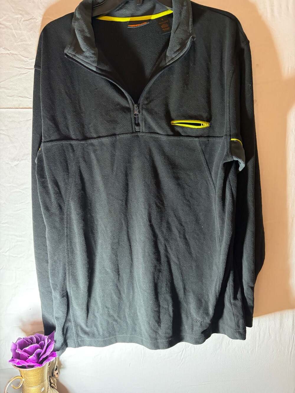 Avia Men's Black Fleece Quarter-Zip Pullover Size M